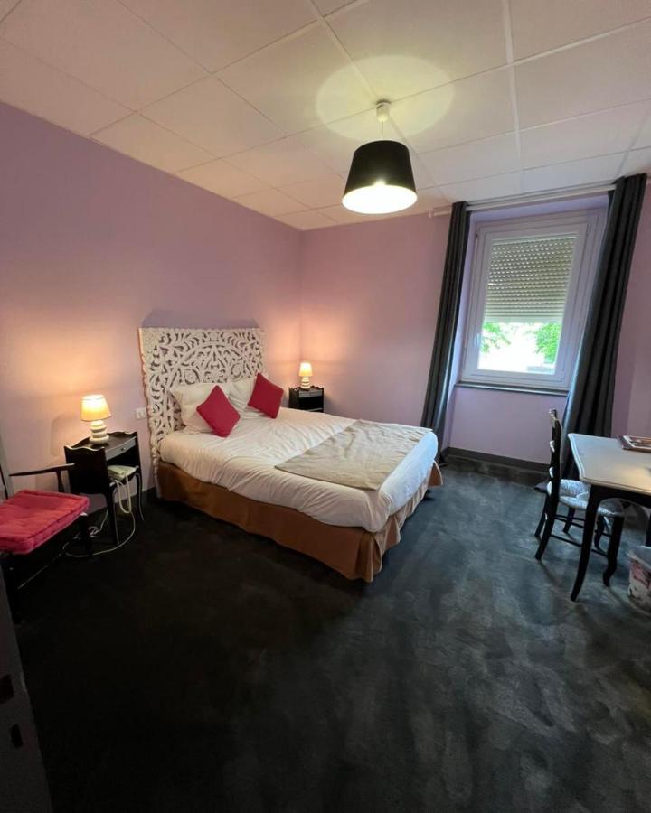 Logis Hotel-Restaurant Les Voyageurs La Coquille المظهر الخارجي الصورة