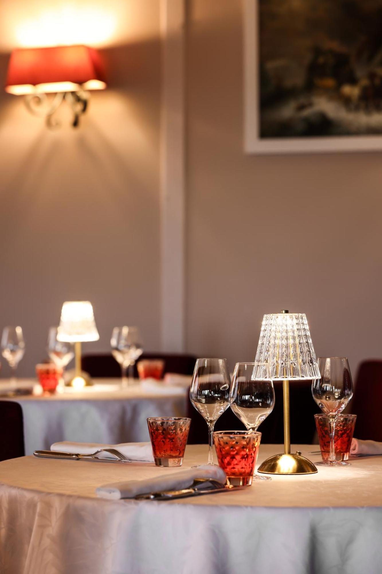 Logis Hotel-Restaurant Les Voyageurs La Coquille المظهر الخارجي الصورة