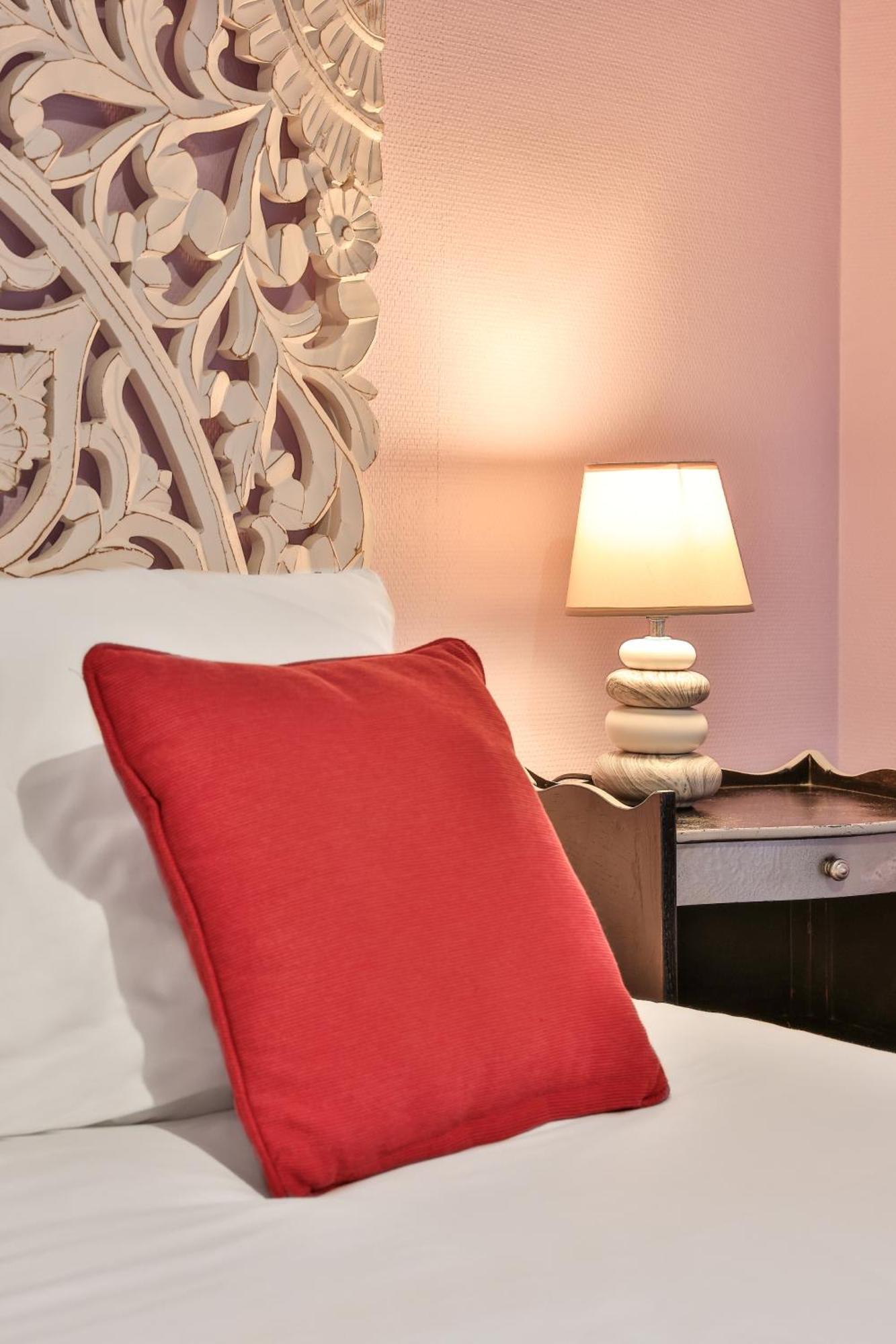 Logis Hotel-Restaurant Les Voyageurs La Coquille المظهر الخارجي الصورة